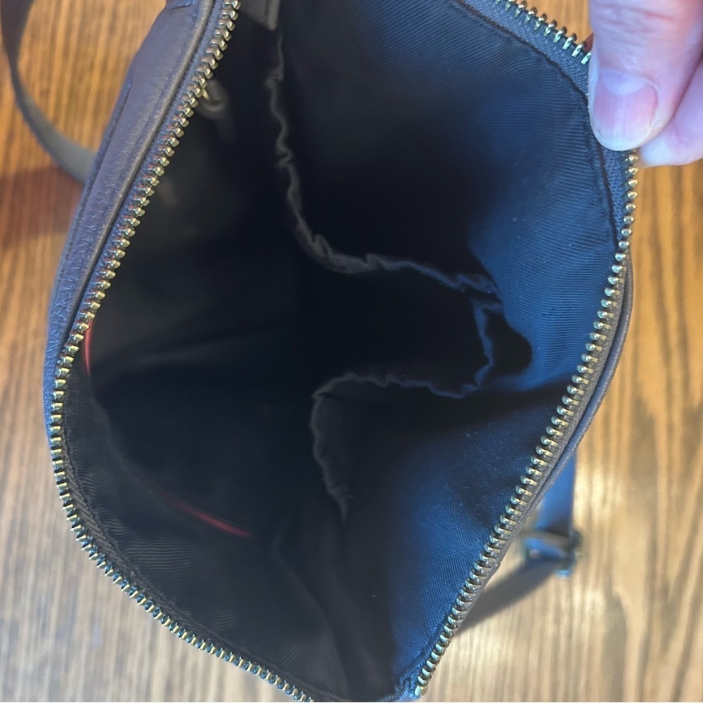 Elliott Lucca Grey Supple Leather Crossbody Bag Outside Pockets Zip Closure - Picture 3 of 15